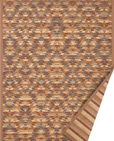 Hnědý oboustranný koberec Narma Vergi, 140 x 200 cm
